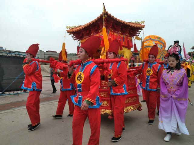 �����鴺�����洫ͳ���ᣬ�����׽�����Ů�񿪺���